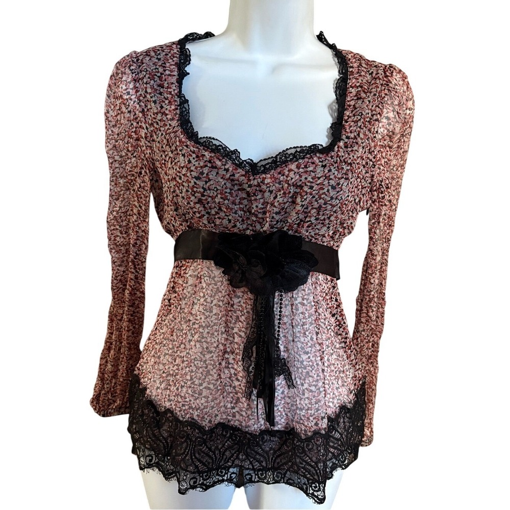 Paris Paris Sheer Floral Lace-Trim Top in Dusty Rose‎ and Black